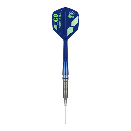 Auf dem Bild ist ein Steeldart der Marke Target Japan Haruki Muramatsu GEN9 No Groove Swiss Point zu sehen. Der Dart wiegt 23 Gramm und hat ein auffälliges blaues Design mit der Aufschrift "G9 RISING SUN".