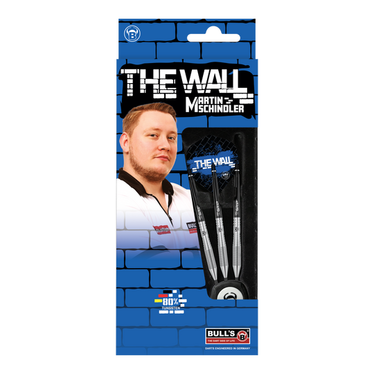 Bulls Martin Schindler TW80 stalen darts Die Verpackung zeigt die "Bulls Martin Schindler TW80 Steeldarts" mit einem Bild von Martin Schindler. Im Inneren sind drei silberne Steeldarts zu sehen.
