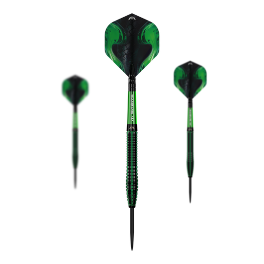 Mission Venom stalen darts Das Bild zeigt drei Steeldarts des Produkts "Mission Venom". Die Darts sind in Schwarz und Grün gehalten und besitzen ein auffälliges, giftiges Design.