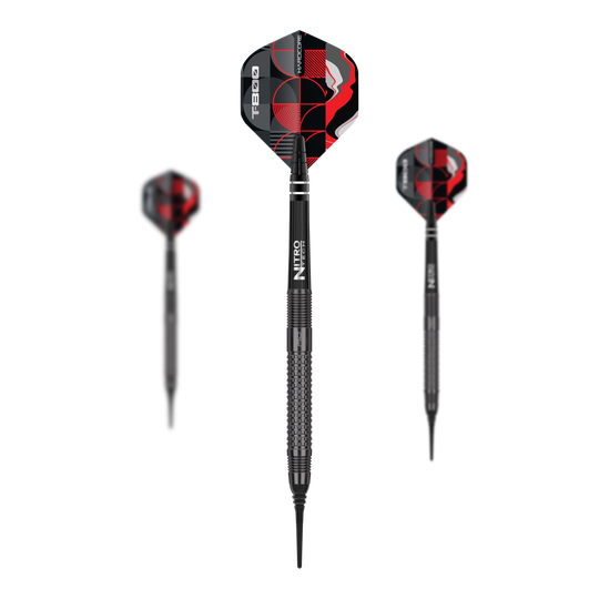 Red Dragon T-800 zachte darts - 20g Das Bild zeigt drei Softdarts des Modells „Red Dragon T-800“ mit einem Gewicht von 20g. Die Flights sind schwarz-rot gemustert und auf dem Schaft steht „Nitro“.