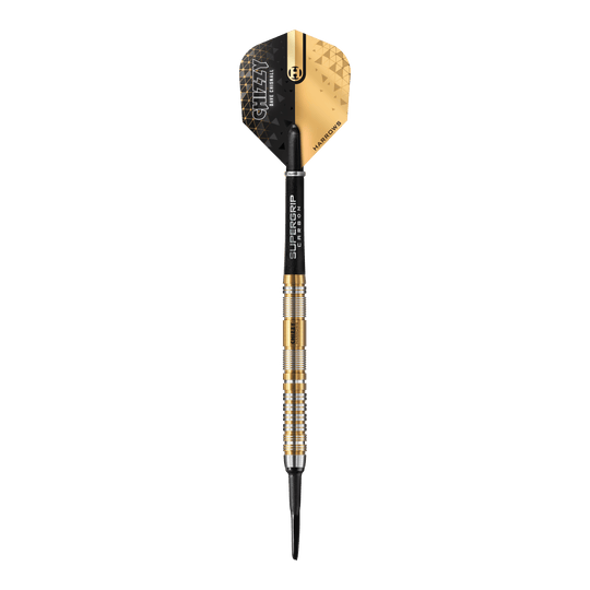 Harrow's Dave Chisnall Chizzy Series 2 zachte darts Das Bild zeigt einen Harrows Dave Chisnall Chizzy Series 2 Softdart. Der Dart hat ein modernes schwarzes und goldenes Design mit silbernen und goldenen Ringen am Barrel.