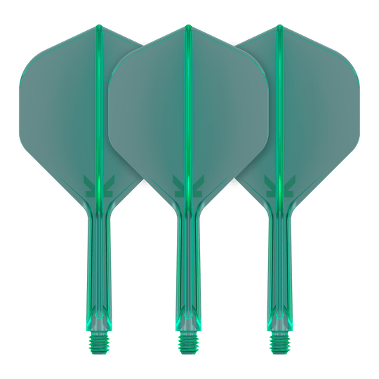 Target K-Flex No2 Standaard Vluchtsysteem - Groen Das Bild zeigt drei grüne Dartflights mit angebauten Schäften. Sie sind gleichmäßig angeordnet und weisen ein schlichtes, modernes Design auf.