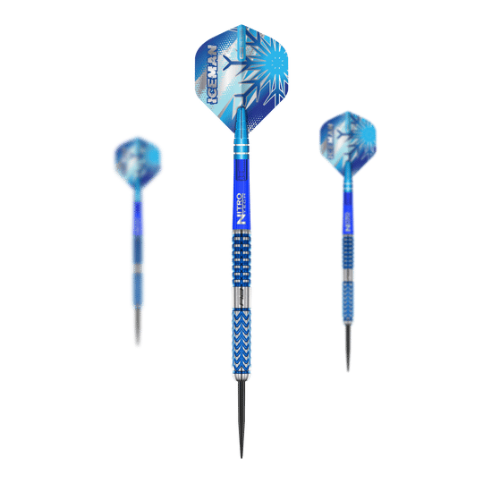 Das Bild zeigt die "Red Dragon Gerwyn Price Glacier Steeldarts" mit blauen Akzenten und eisigem Design. Die Darts haben auffällige Flights mit dem Schriftzug "ICEMAN" und Schneeflockenmuster.