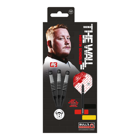 Bulls Martin Schindler Original Generation 3 zachte darts Das Bild zeigt die Verpackung der "Bulls Martin Schindler Original Generation 3 Softdarts". Auf der Verpackung ist ein Porträt von Martin Schindler sowie drei Softdarts und das Logo von Bull's abgebildet.