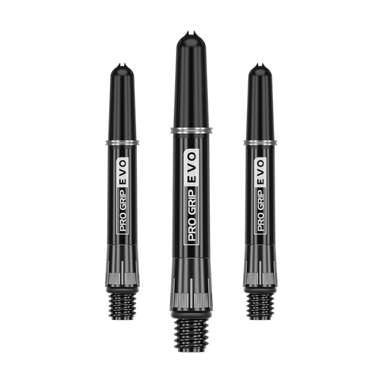 Auf dem Bild sind drei schwarze Dartschäfte mit der Aufschrift "PRO GRIP EVO" zu sehen. Sie stehen nebeneinander aufrecht und haben ein metallisches Gewinde am unteren Ende.