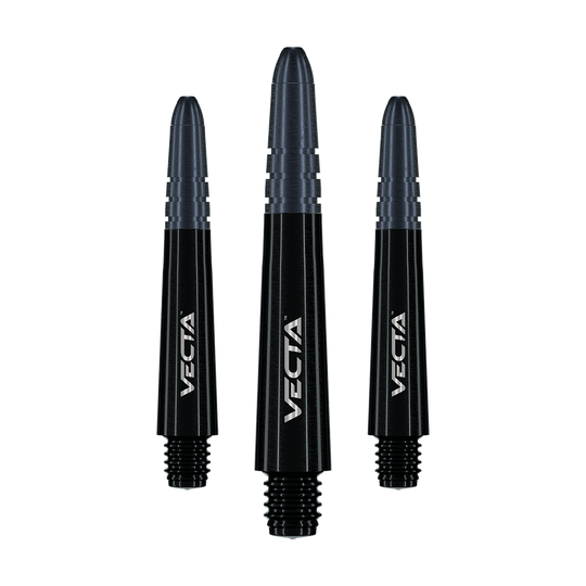Winmau Vecta Shafts - Zwart Auf dem Bild sind drei schwarze Dart-Schäfte mit der Aufschrift "Vecta" zu sehen. Sie sind unterschiedlich groß und haben ein modernes, glänzendes Design.