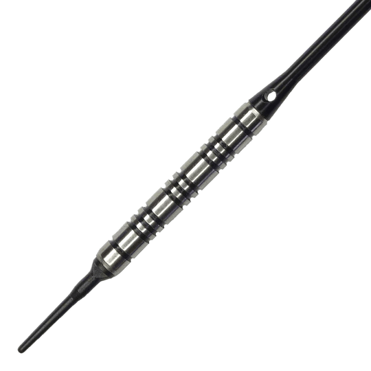 McDart 85 Tungsten V2 zachte darts - 17g Das Bild zeigt einen McDart 85er Tungsten V2 Softdart mit einem Gewicht von 17g. Der Dart besteht aus silbernem Metall mit schwarzen Rillen und besitzt eine schwarze Kunststoffspitze.