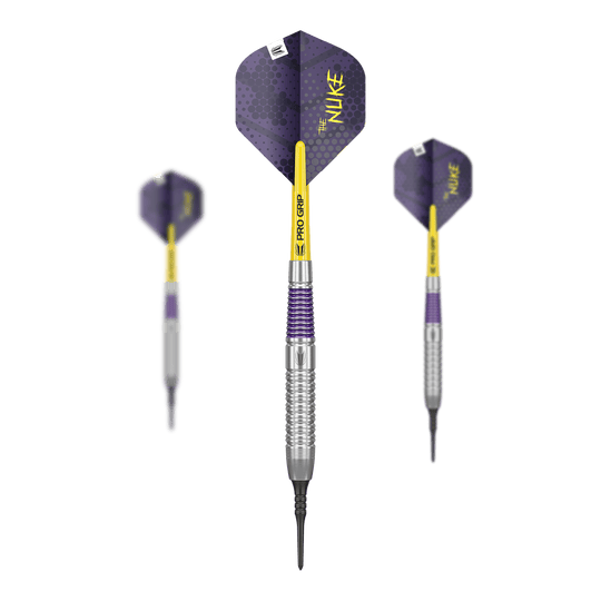 Dieses Bild zeigt das Set der Target Luke Littler Brass Softdarts - 19g. Im Set sind mehrere Dartpfeile des gleichen Modells enthalten.