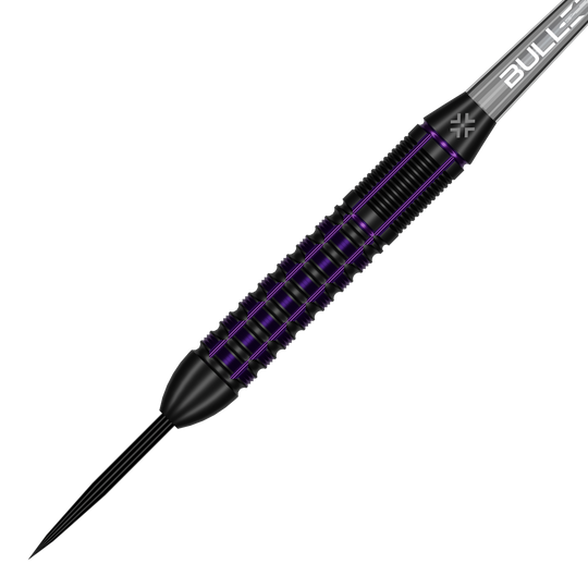 Hier ist das Produkt Bullet Toxic Brass Steeldarts - 23g zu sehen. Diese Steeldarts bestehen aus Messing und wiegen 23 Gramm.