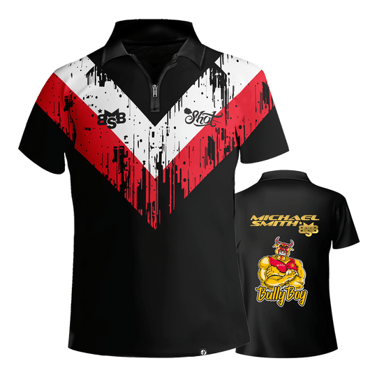 Shot Michael Smith White Stripe dartshirt Das Bild zeigt das Shot Michael Smith White Stripe Dartshirt mit auffälligem roten und weißen Streifenmuster auf schwarzem Grund. Auf der Rückseite sind der Name "Michael Smith", das Logo "Bully Boy" und eine Zeichnung eines muskulösen Stiers zu sehen.