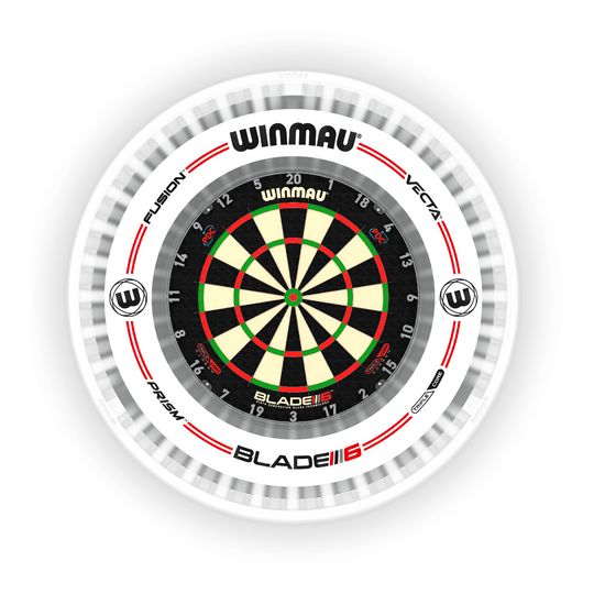 Winmau Plasma Ice LED Dartbordlamp Das Bild zeigt das Produkt "Winmau Plasma Ice LED Dartboard Light" um ein Dartboard. Es sorgt für eine helle und gleichmäßige Ausleuchtung der Dartscheibe.