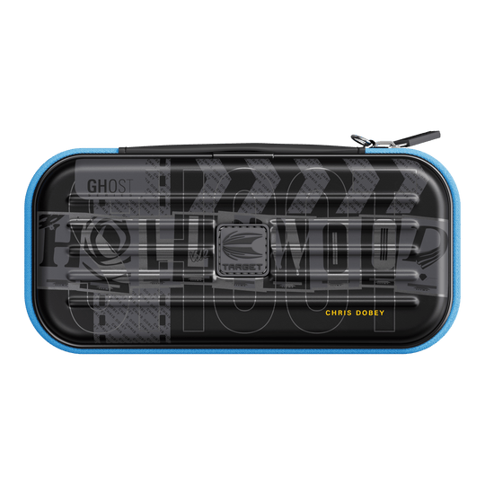Das Bild zeigt das Takoma Ghost Series Chris Dobey Dartcase. Dies ist ein Dartcase aus einer speziellen Kollektion.