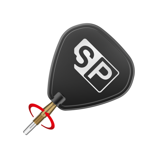 Target Swiss Storm Diamond Point Dartpunten - Goud Das Bild zeigt eine schwarze Dartflügel mit der Aufschrift "SP" in weiß. Daran ist eine goldene Dartspitze befestigt.