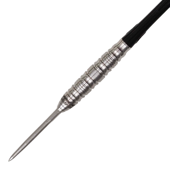 Abgebildet sind Caliburn Wolfpack W5 Steeldarts - 22g. Die Steeldarts eignen sich besonders für Präzisionswürfe.