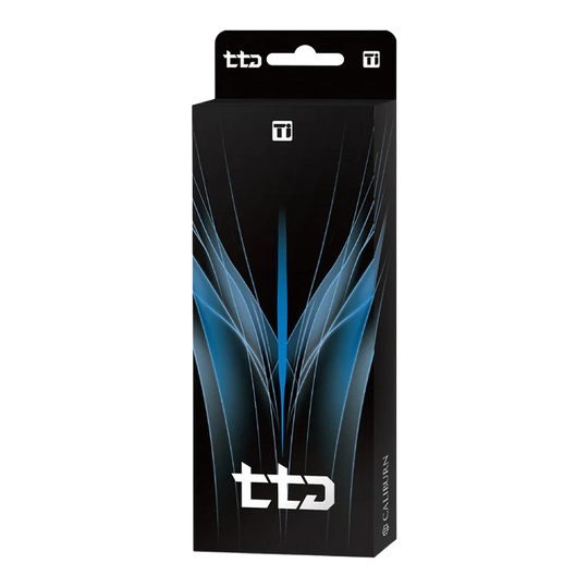 Caliburn TTD Complete Titanium T1 Black stalen dartpijlen - 5 g Hier sehen Sie den Caliburn TTD Complete Titanium T1 Black Steeldarts - 5g. Es handelt sich um einen hochwertigen schwarzen Steeldart aus Titan.