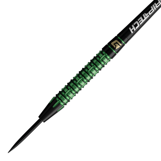GOAT Athlete groene wolfraamstalen dartpijlen Zu sehen sind die GOAT Athlete Green Tungsten Steeldarts. Das Foto präsentiert die Darts aus einer anderen Perspektive.