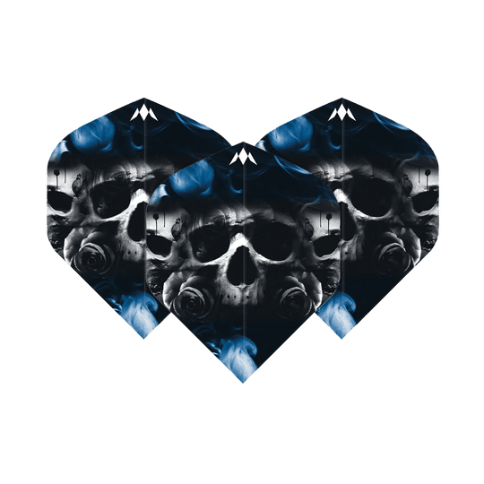 Das Bild zeigt drei Dartflights mit einem Totenkopf und blauen Raucheffekten als Motiv. Die Flights sind das Produkt "Mission Solo Shaun McDonald No2 Standard Flights".