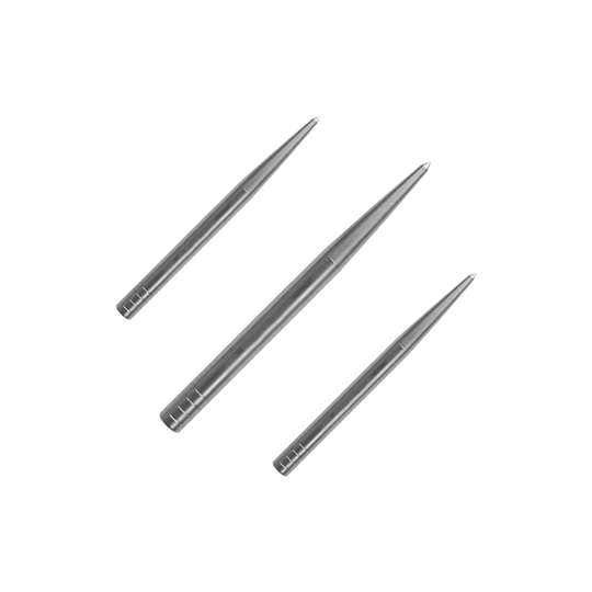 Condor Beak Point Zonder Cut darttips Auf dem Bild sind drei silberne Dartspitzen zu sehen. Sie sind spitz zulaufend und aus Metall gefertigt.