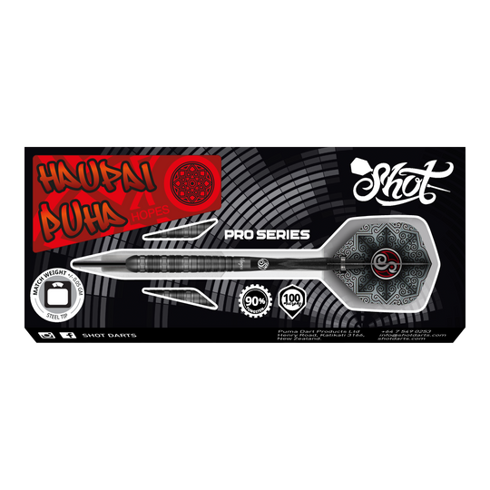Shot Pro-Series Haupai Puha 2 stalen darts - 24g Das Bild zeigt die Verpackung der Shot Pro-Series Haupai Puha 2 Steeldarts mit 24g Gewicht. Die Verpackung ist schwarz mit auffälligen roten und weißen Designelementen sowie einem großen Bild eines Steeldarts.