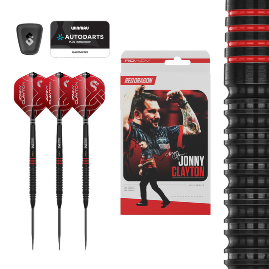 Abgebildet ist ein Set Red Dragon Jonny Clayton RD-ADV Switch Point Steeldarts. Die Darts sind deutlich zu erkennen und die Beschriftung ist lesbar.
