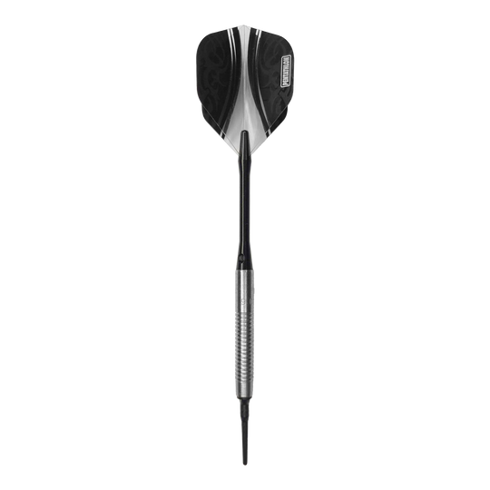 McDart 85 Tungsten V21 zachte dartpijlen - 18,5 g Das Bild zeigt einen McDart 85er Tungsten V21 Softdart mit einem Gewicht von 18,5g. Der Dart hat eine silberne, gerillte Barrel und schwarze Flights.