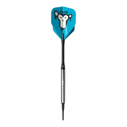 McDart 85 Wolfraam V15 Softdarts - 16,5 g Der McDart 85er Tungsten V15 Softdart wiegt 16,5g und hat ein silbernes, geriffeltes Barrel. Die Flights sind blau und zeigen das Bild eines stilisierten Affengesichts.