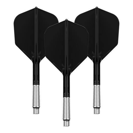 Das Bild zeigt ein Set von Dart Flights in Schwarz mit der Bezeichnung '410551 Target KShift No6 Flights Schwarz 33mm'. Die Flights sind für Dartpfeile bestimmt.