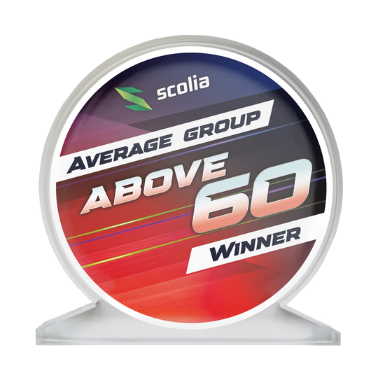 Scolia Acrylglas Trofee - Winnaar Das Bild zeigt einen Acrylglas-Pokal mit der Aufschrift Average Above 60. Dieser Pokal dient als Belohnung für besondere Dart-Leistungen.