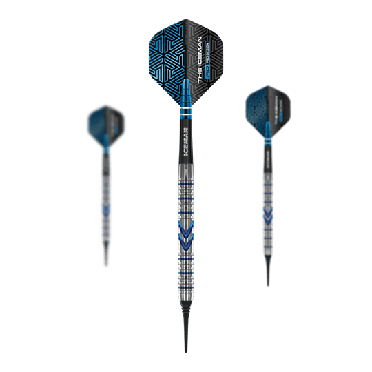 Red Dragon Gerwyn Price Iceman Midnight Edition Zachte Darts - 20g Das Bild zeigt drei Softdarts des Modells "Red Dragon Gerwyn Price Iceman Midnight Edition" mit 20g Gewicht. Die Darts sind silber, blau und schwarz und haben ein auffälliges, modernes Design.